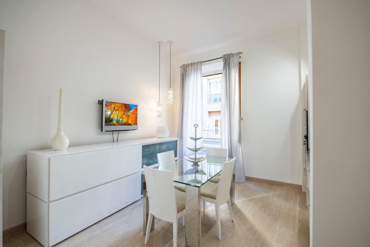 Mamo Florence - Amalia Piazza Signoria Apartment Exterior foto